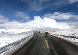 Tibet motorbike tour